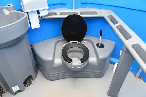 Best Wedding porta potty rental  in New London, WI